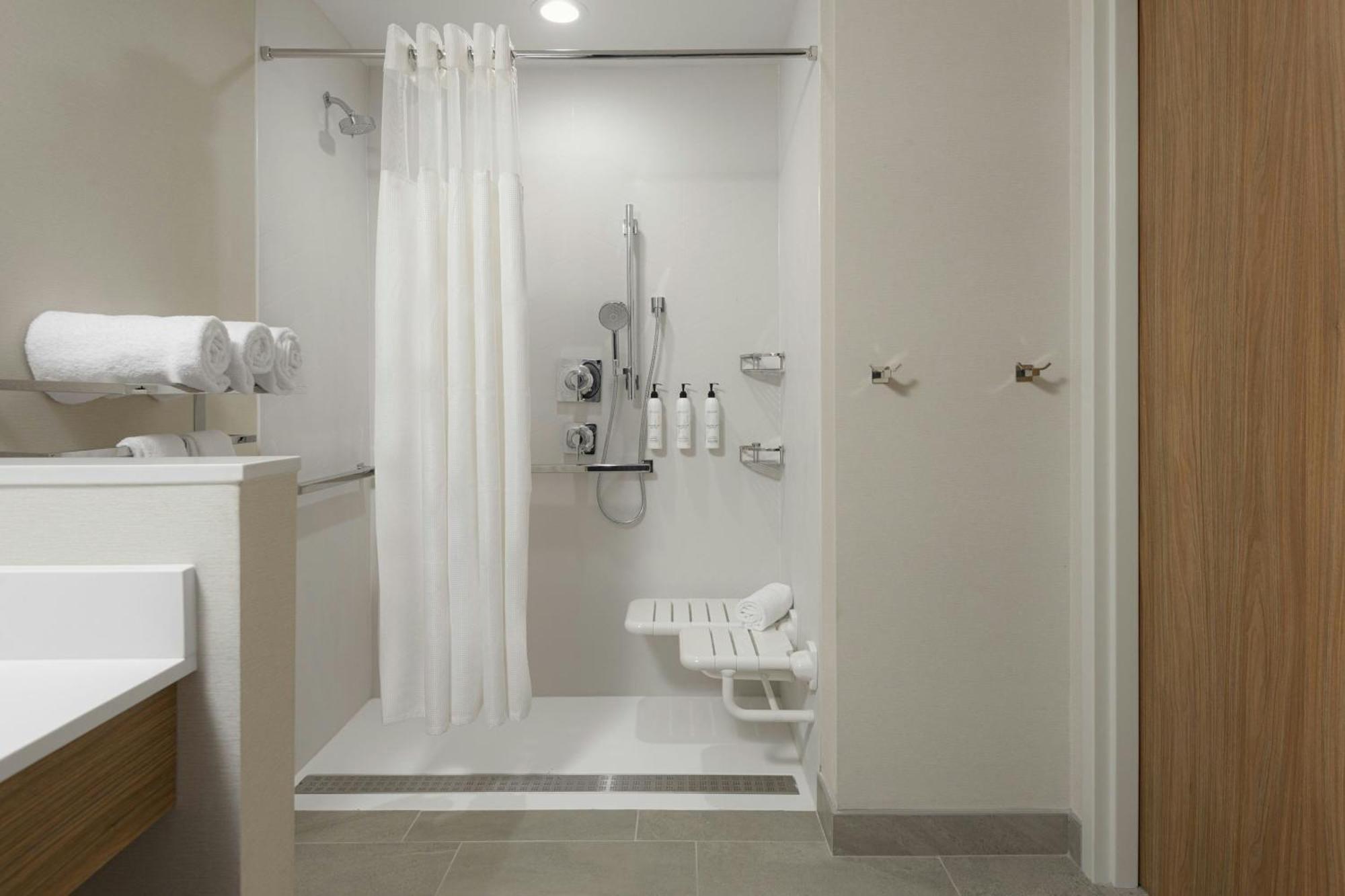 Fairfield By Marriott Inn & Suites Cincinnati Oakley Dış mekan fotoğraf